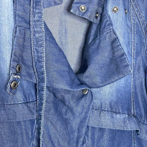 LIFE IN PROGRESS CHAMBRAY CROP JACKET SIZE S - Picture 6 of 12